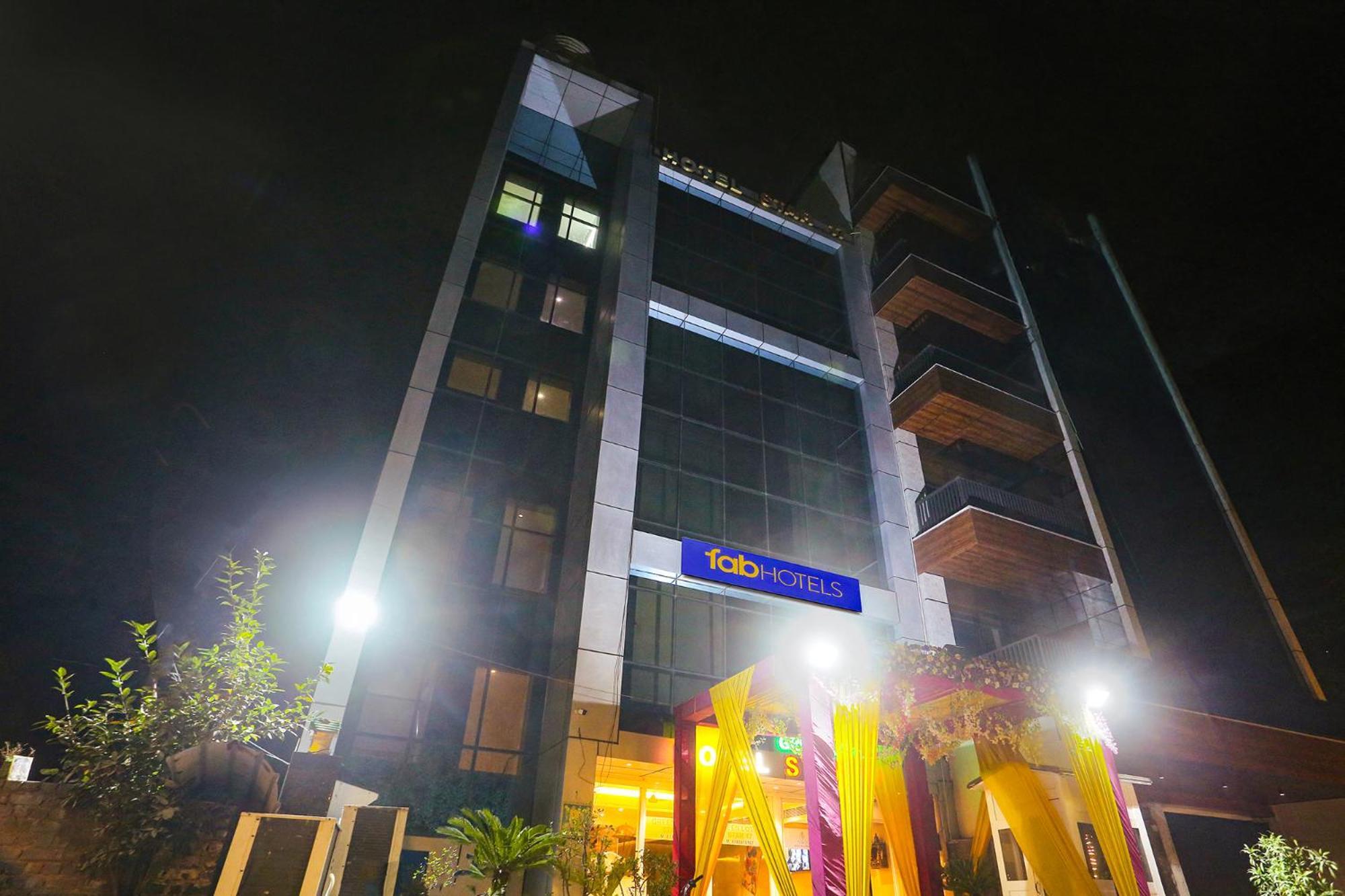 Fabhotel Prime Star 17 - Nr Yashobhoomi Convention Centre Δελχί Εξωτερικό φωτογραφία